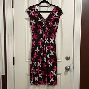Pretty in pink! A-line dress size 10, stretchy, so cute!! Brown with pink/white.
